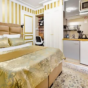 Premium 2 Minutes Walk From Champs-elysees Apartment