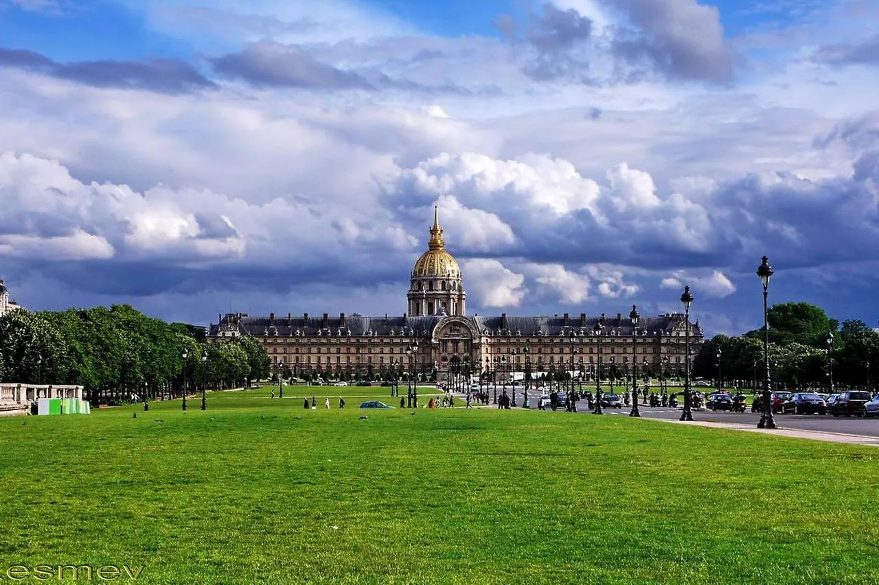 Charmant Studio Neuf Proche Des Invalides Apartment Paris 0*,  France